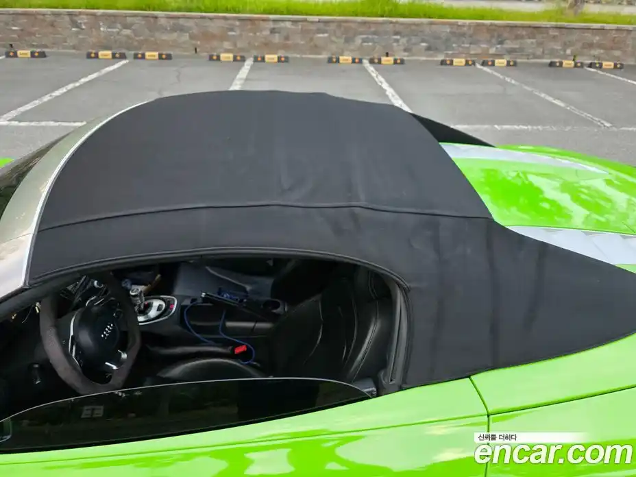 Audi R8 2011 5.2 Автомат в Москве № 196730, фото 13