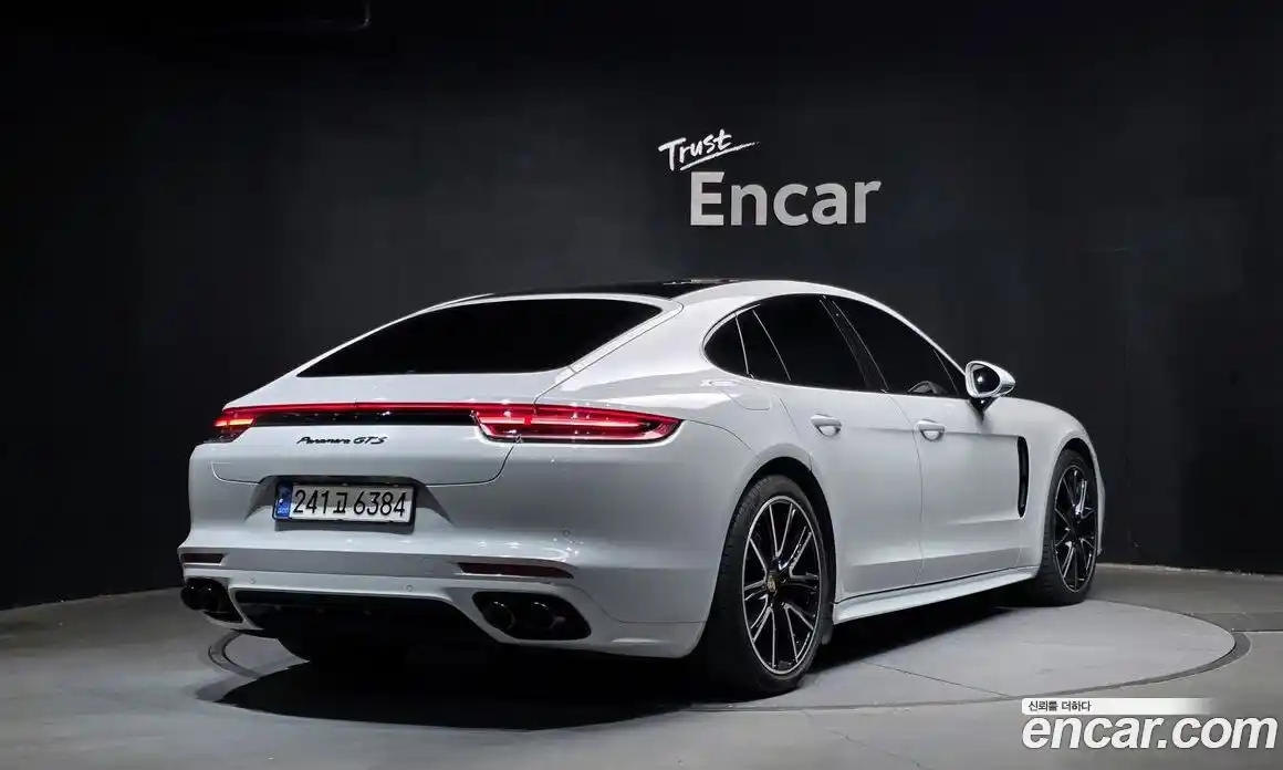 Porsche Panamera 2019 4.0 Автомат в Москве № 197338, фото 15
