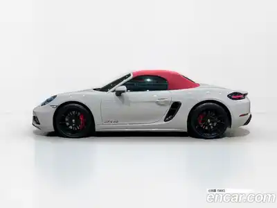Porsche 718, 2023