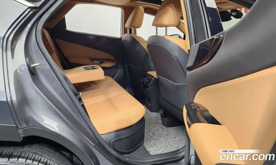 Lexus NX 2024 2.5 Автомат в Москве № 198825, фото 9