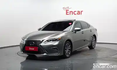 Lexus ES, 2017