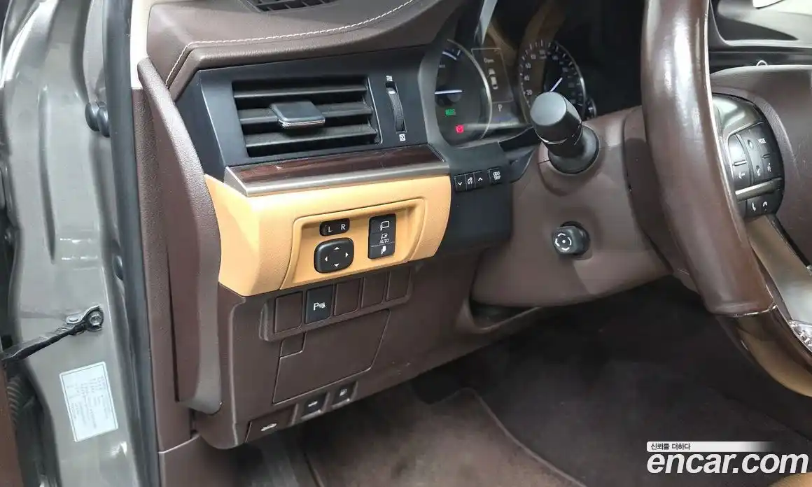 Lexus ES 2017 2.5 Автомат в Москве № 198906, фото 17