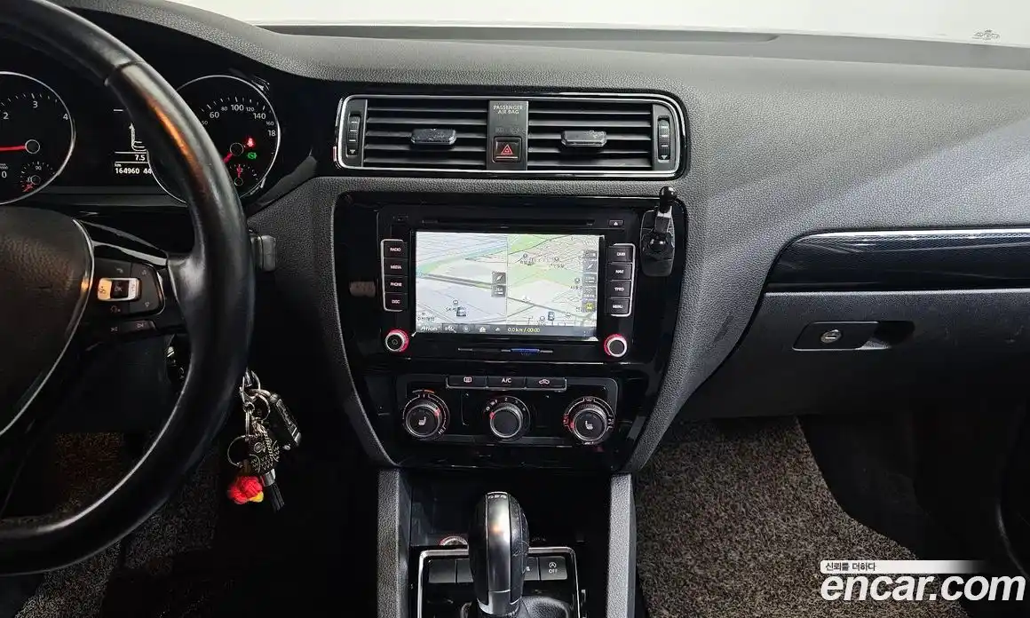 Volkswagen Jetta 2015 2.0 Автомат в Москве № 199248, фото 12