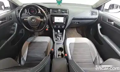 Volkswagen Jetta 2015 2.0 Автомат в Москве № 199248, миниатюра 10
