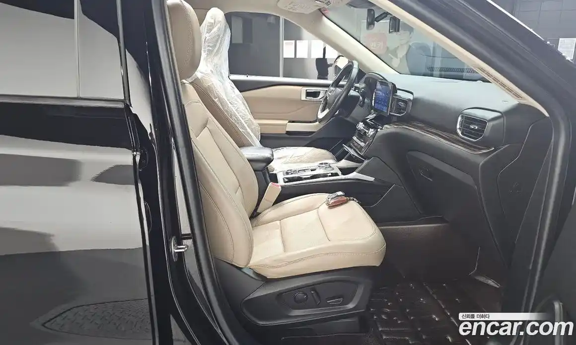 Ford Explorer 2022 2.3 Автомат в Москве № 199891, фото 11