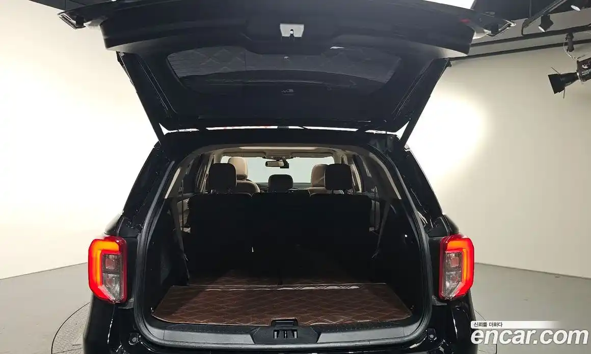 Ford Explorer 2022 2.3 Автомат в Москве № 199891, фото 20