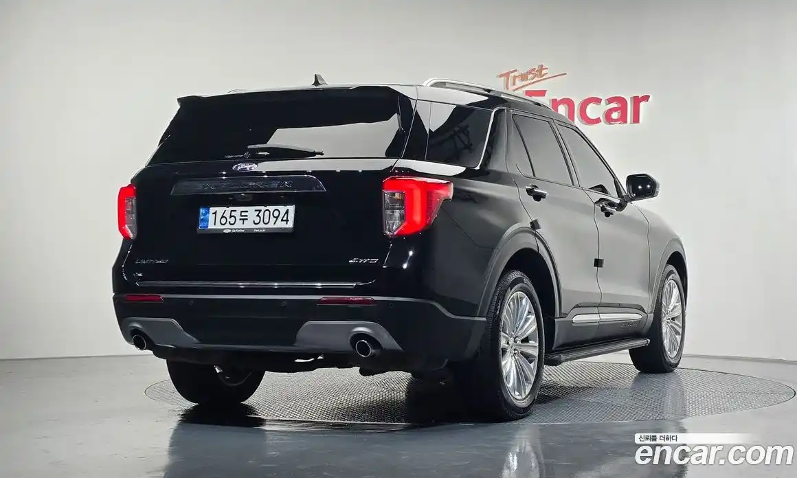 Ford Explorer 2022 2.3 Автомат в Москве № 199891, фото 2