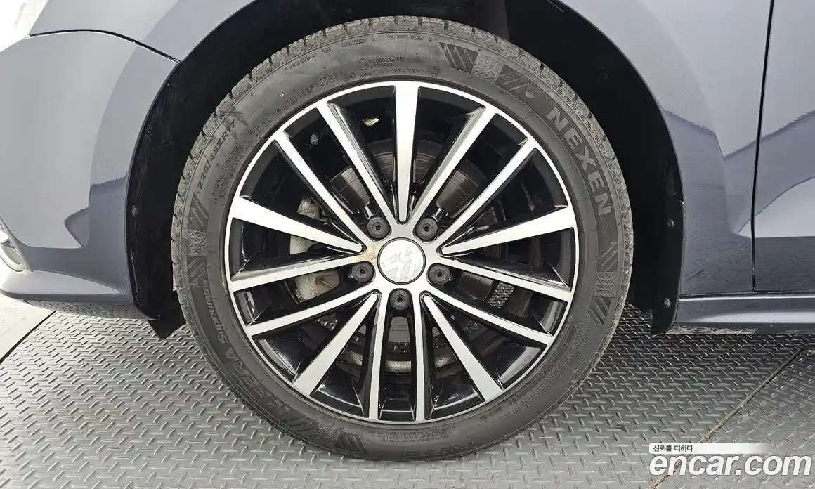 Volkswagen Jetta 2015 2.0 Автомат в Москве № 201590, фото 9