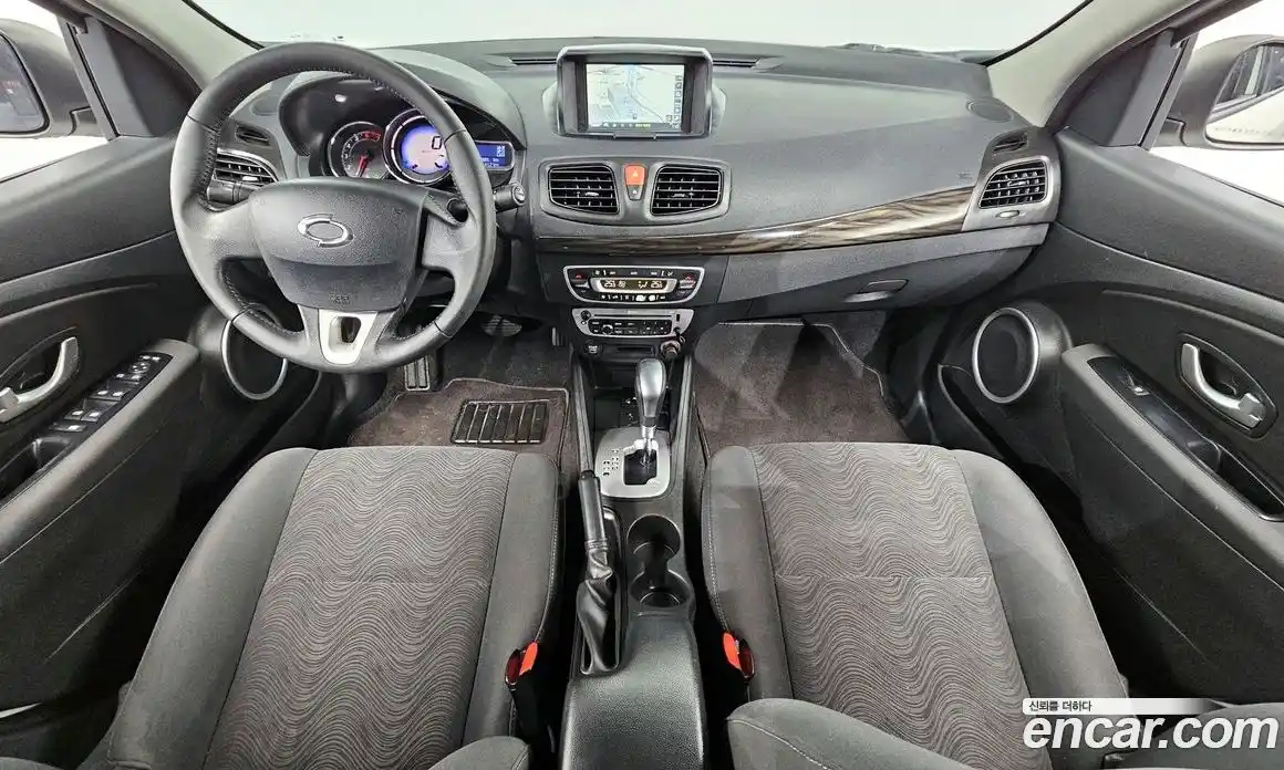 Renault SM3 2014 1.6 Автомат в Москве № 205864, фото 11