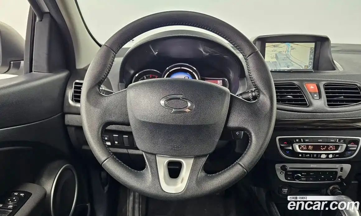 Renault SM3 2014 1.6 Автомат в Москве № 205864, фото 9