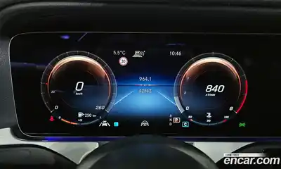 Mercedes-Benz E-Class 2021 2.0 Автомат в Москве № 207667, миниатюра 2