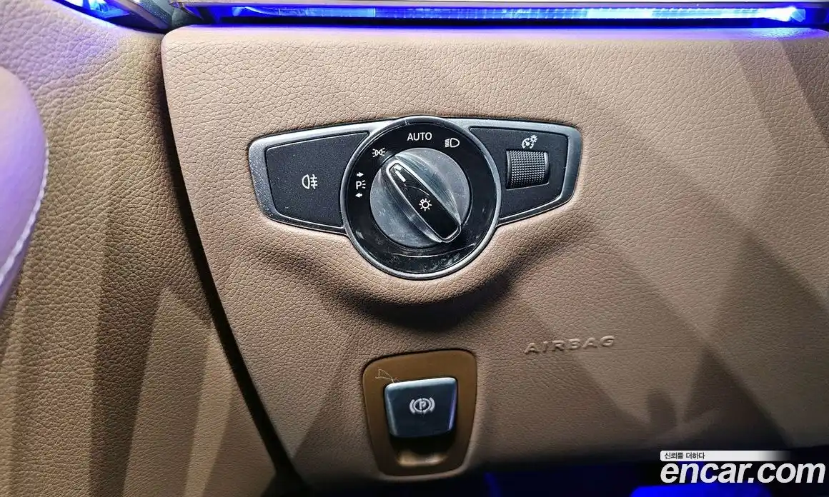 Mercedes-Benz E-Class 2021 2.0 Автомат в Москве № 207667, фото 4