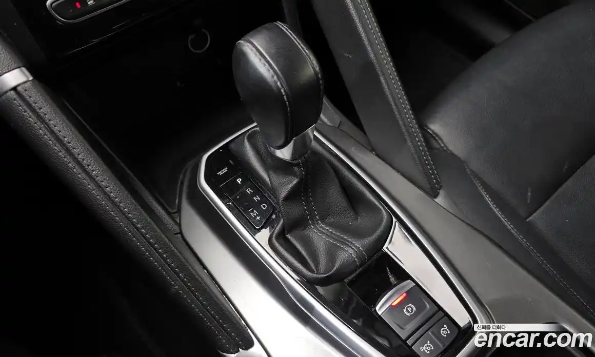 Renault QM6 2023 2.0 Автомат в Москве № 208049, фото 14