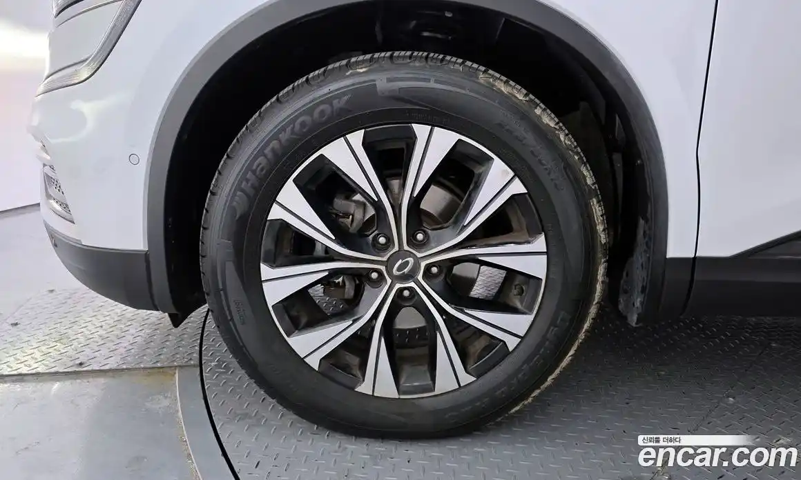 Renault QM6 2023 2.0 Автомат в Москве № 208049, фото 16