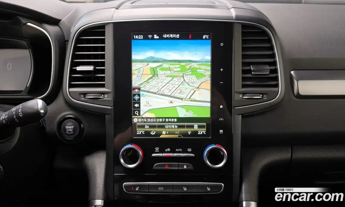 Renault QM6 2023 2.0 Автомат в Москве № 208049, фото 3