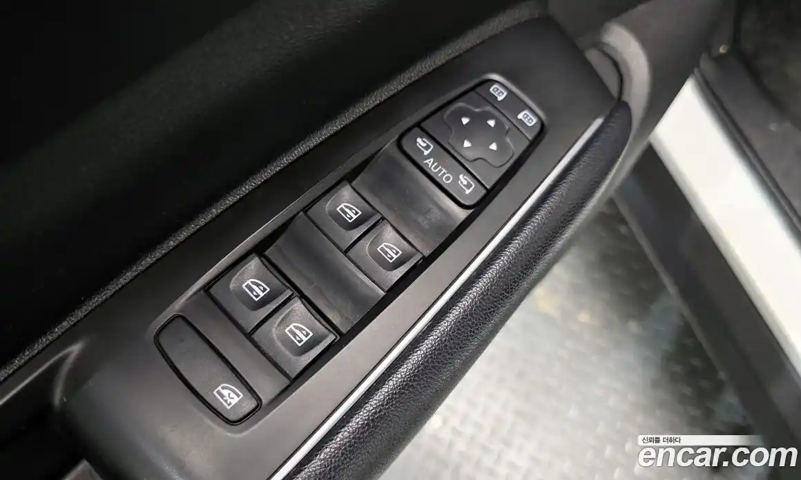 Renault QM6 2023 2.0 Автомат в Москве № 208049, фото 10