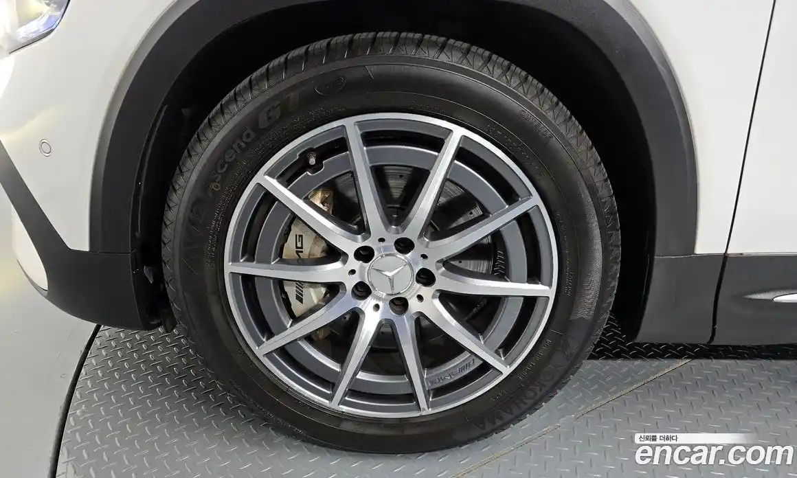 Mercedes-Benz GLB-Class 2021 2.0 Автомат в Москве № 209217, фото 13