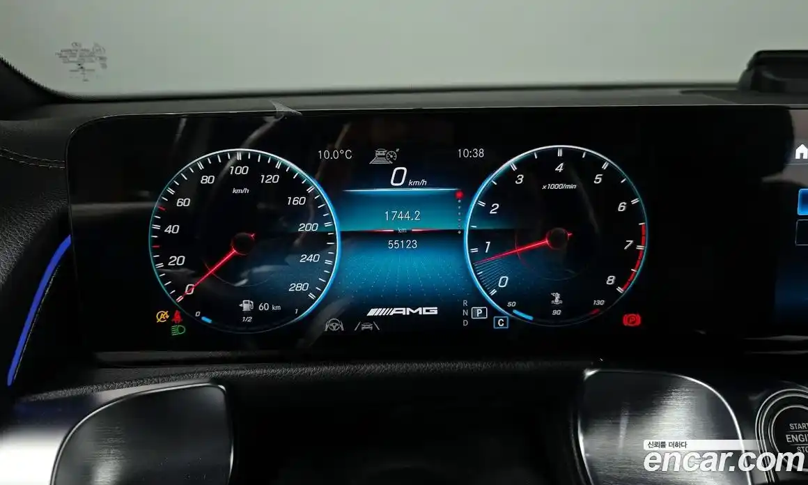 Mercedes-Benz GLB-Class 2021 2.0 Автомат в Москве № 209217, фото 3