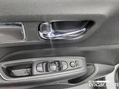 Renault QM6 2018 2.0 Автомат в Москве № 209999, миниатюра 11