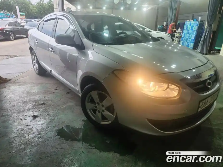 Renault SM3 2012 1.6 Автомат в Москве № 210092, фото 3