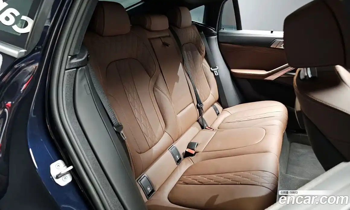 BMW X6 2023 3.0 Автомат в Москве № 210422, фото 15