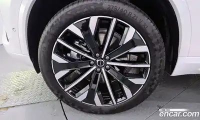 Volvo XC90 2025 2.0 Автомат в Москве № 212775, миниатюра 5