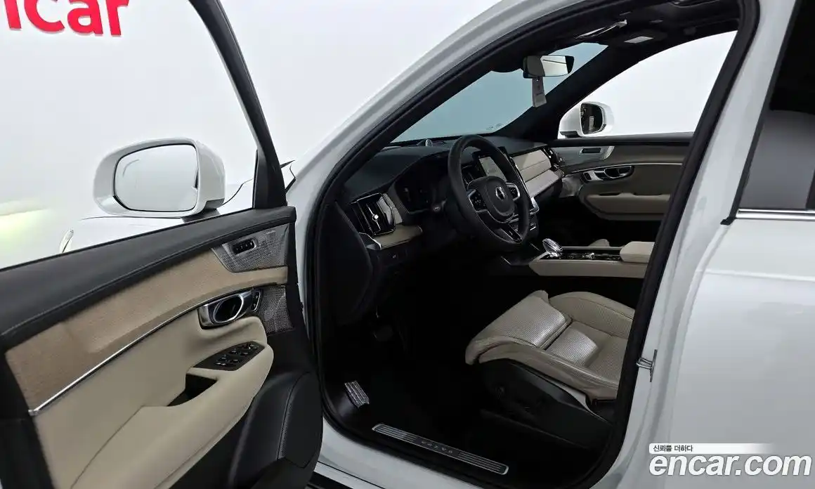 Volvo XC90 2025 2.0 Автомат в Москве № 212775, фото 10