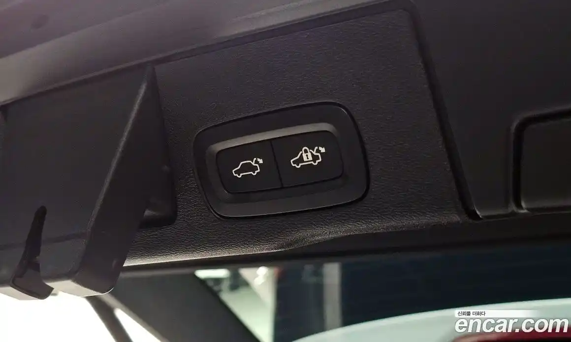 Volvo XC60 2023 2.0 Автомат в Москве № 212807, фото 18