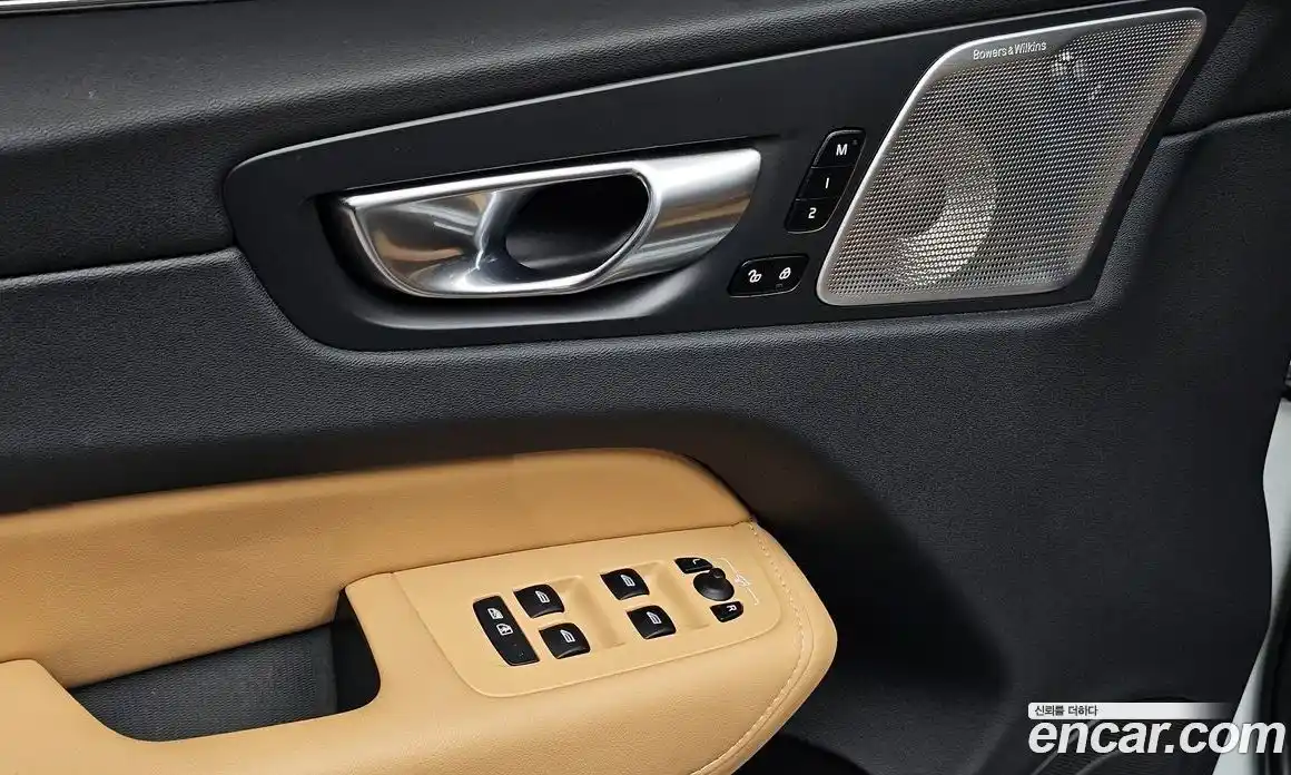 Volvo XC60 2023 2.0 Автомат в Москве № 212807, фото 20