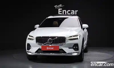 Volvo XC60 2023 2.0 Автомат в Москве № 212807, миниатюра 3