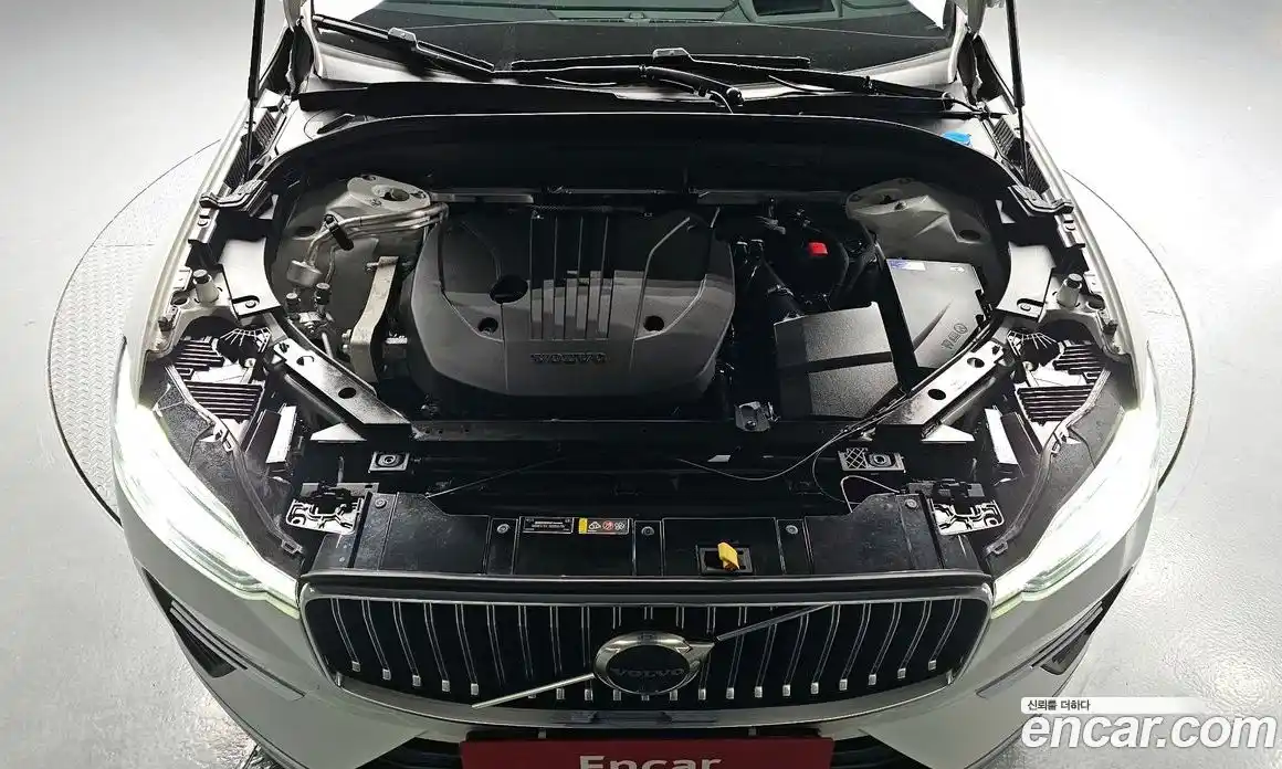 Volvo XC60 2023 2.0 Автомат в Москве № 212807, фото 6