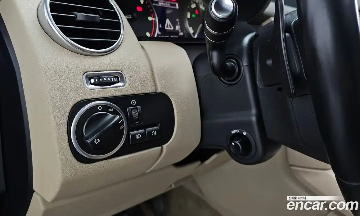 Land Rover Discovery 2014 3.0 Автомат в Москве № 213414, фото 18