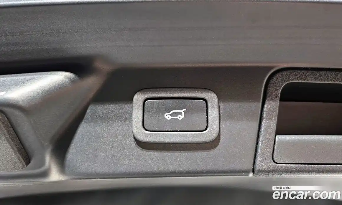 Land Rover Range-Rover Velar 2018 2.0 Автомат в Москве № 213692, фото 16