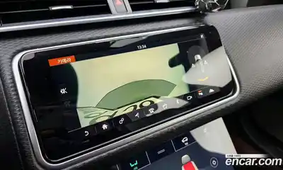 Land Rover Range-Rover Velar 2018 2.0 Автомат в Москве № 213692, миниатюра 3