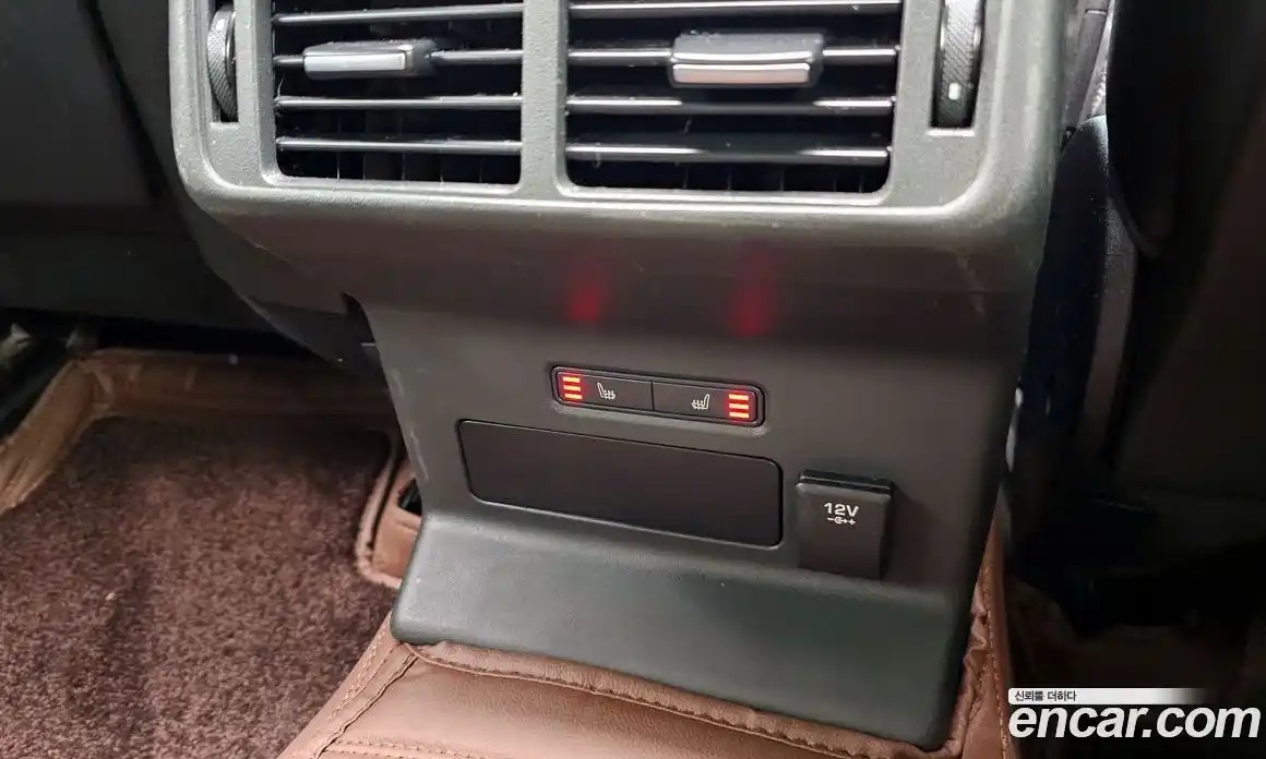 Land Rover Range-Rover Velar 2018 2.0 Автомат в Москве № 213692, фото 7