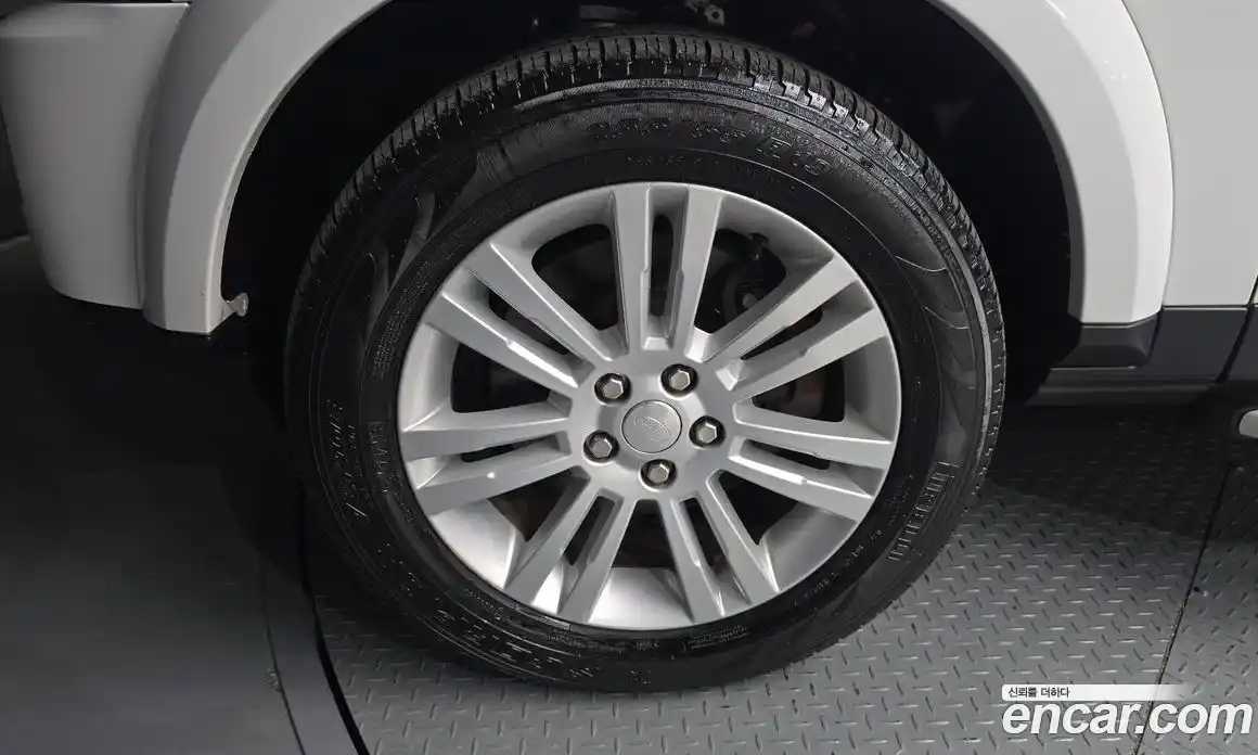 Land Rover Discovery 2014 3.0 Автомат в Москве № 213828, фото 12