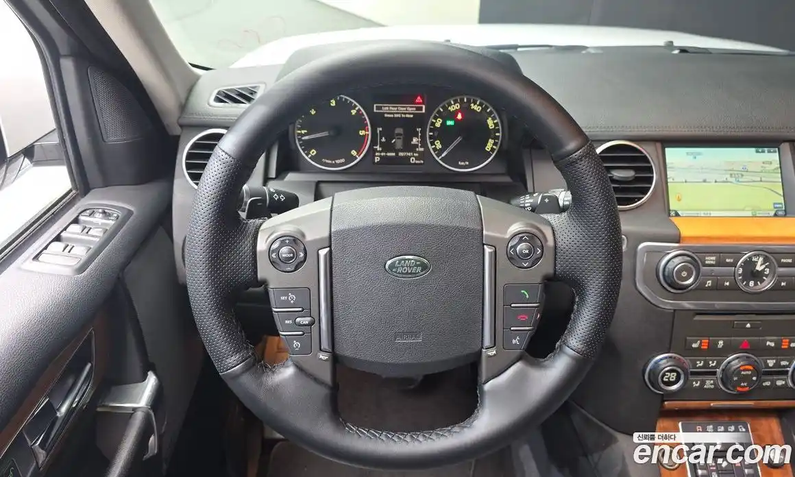 Land Rover Discovery 2014 3.0 Автомат в Москве № 213828, фото 18