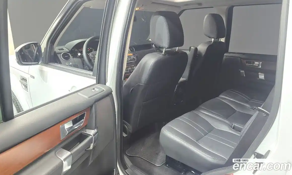 Land Rover Discovery 2014 3.0 Автомат в Москве № 213828, фото 19