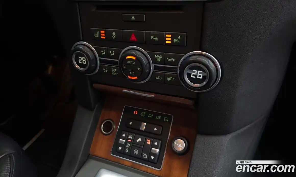 Land Rover Discovery 2014 3.0 Автомат в Москве № 213828, фото 7