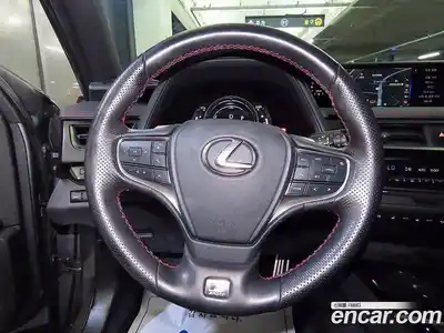 Lexus UX 2020 2.0 Автомат в Москве № 214842, миниатюра 6