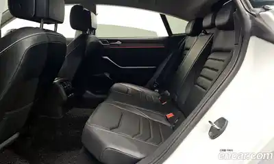 Volkswagen Arteon 2020 2.0 Автомат в Москве № 214980, миниатюра 12