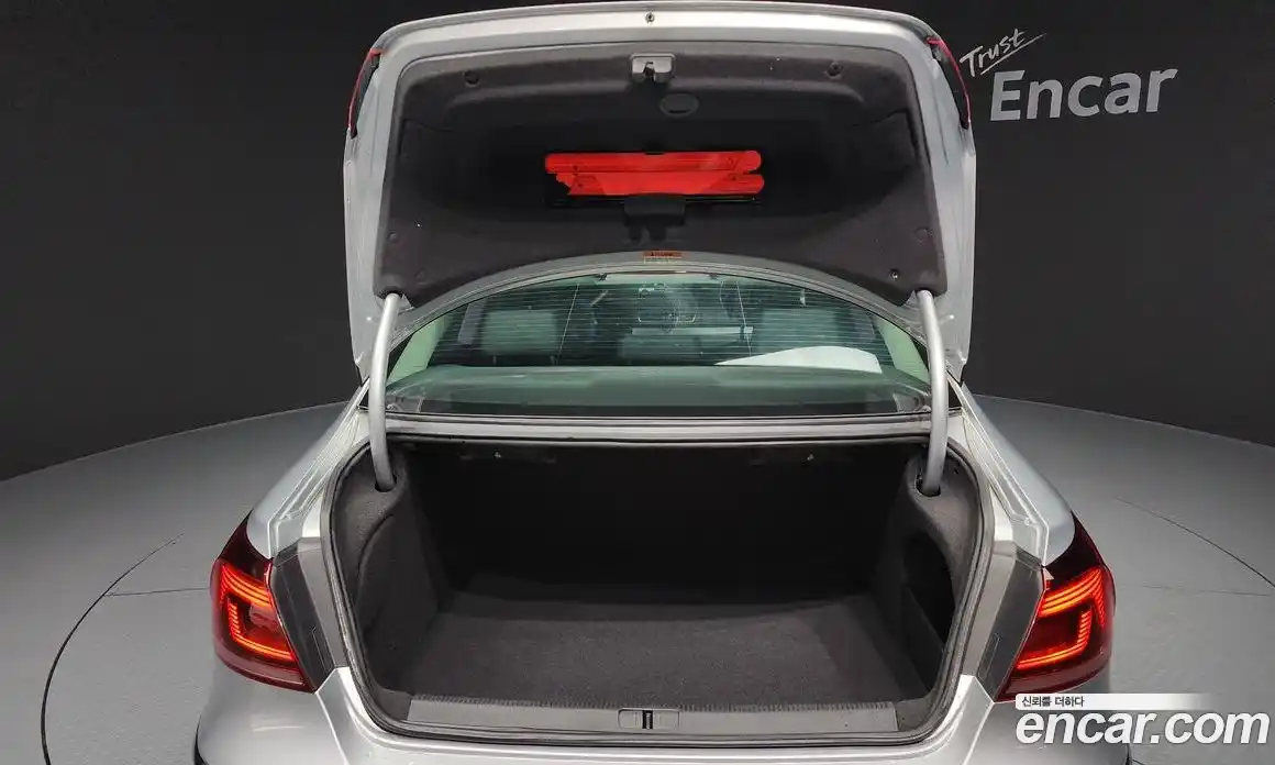 Volkswagen CC 2015 2.0 Автомат в Москве № 215341, фото 19