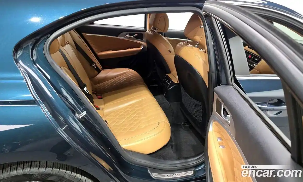 Genesis G70 2023 2.0 Автомат в Москве № 221153, фото 12