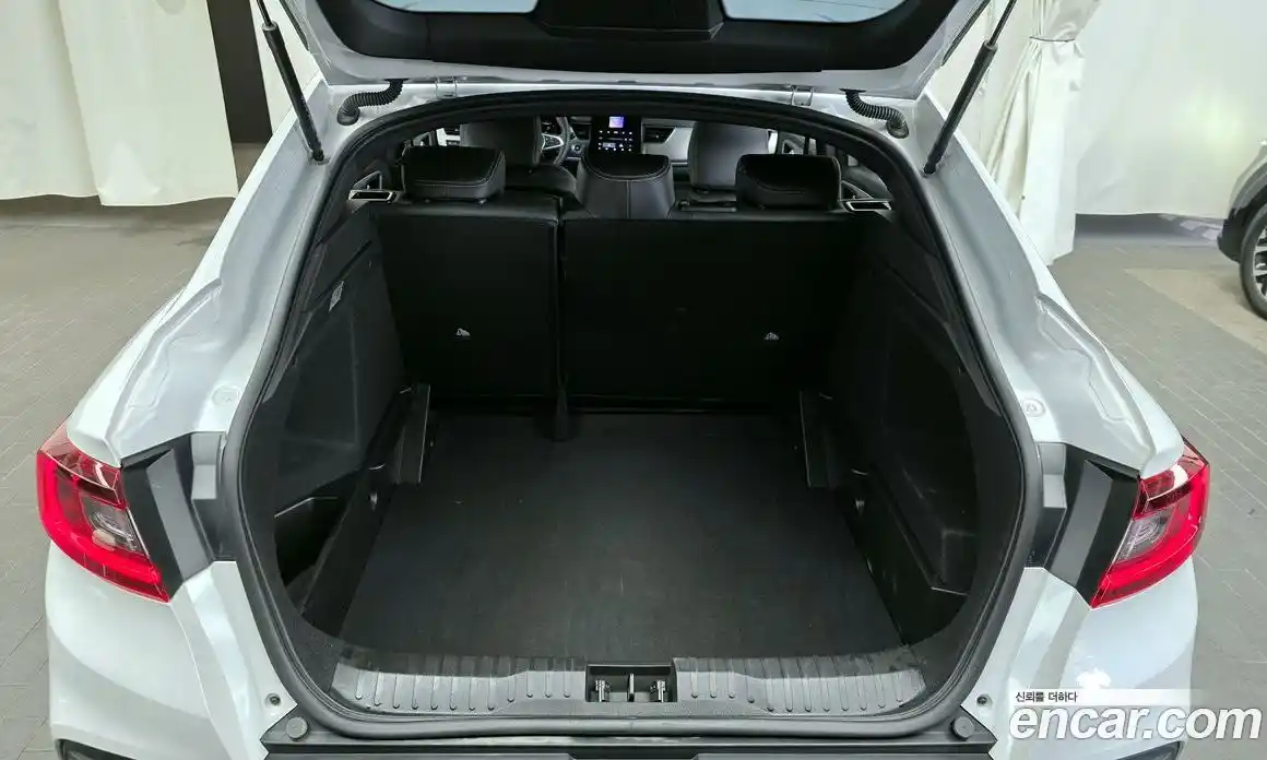 Renault XM3 2024 1.6 Автомат в Москве № 221266, фото 12