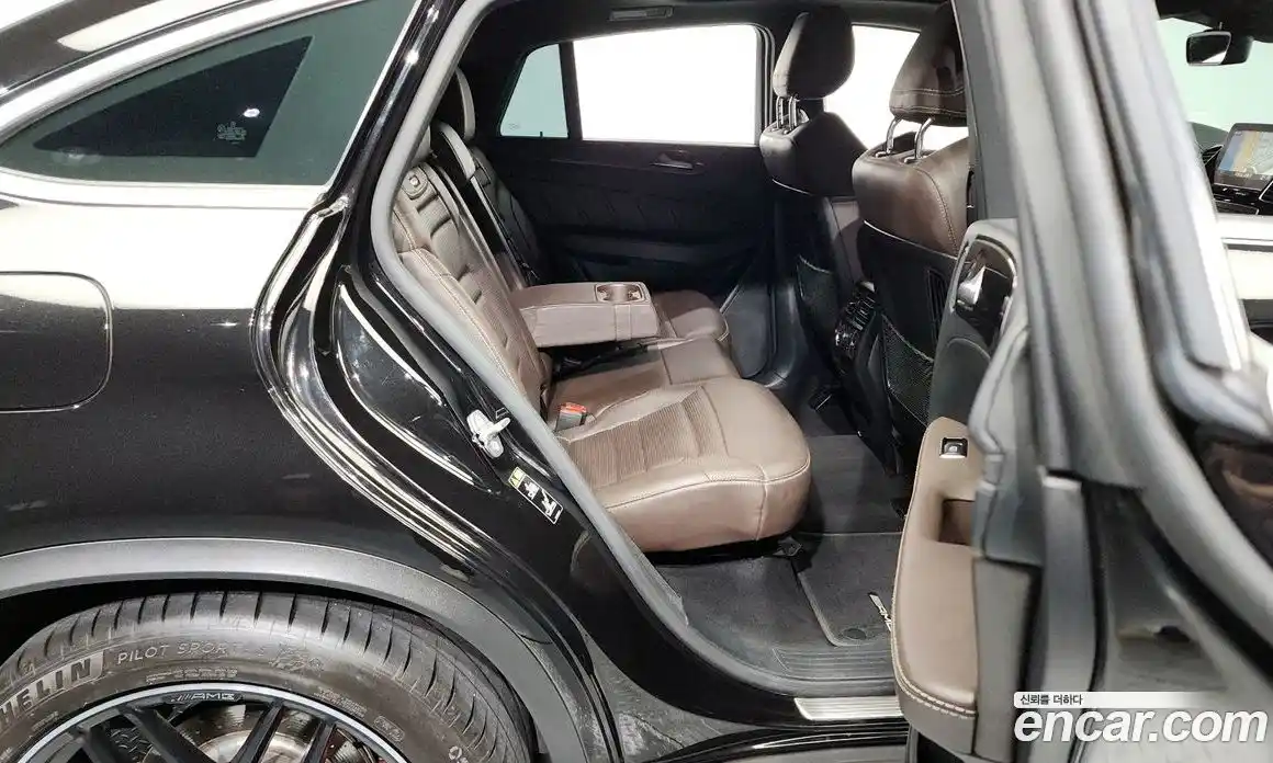 Mercedes-Benz GLE-Class 2019 5.5 Автомат в Москве № 224854, фото 19