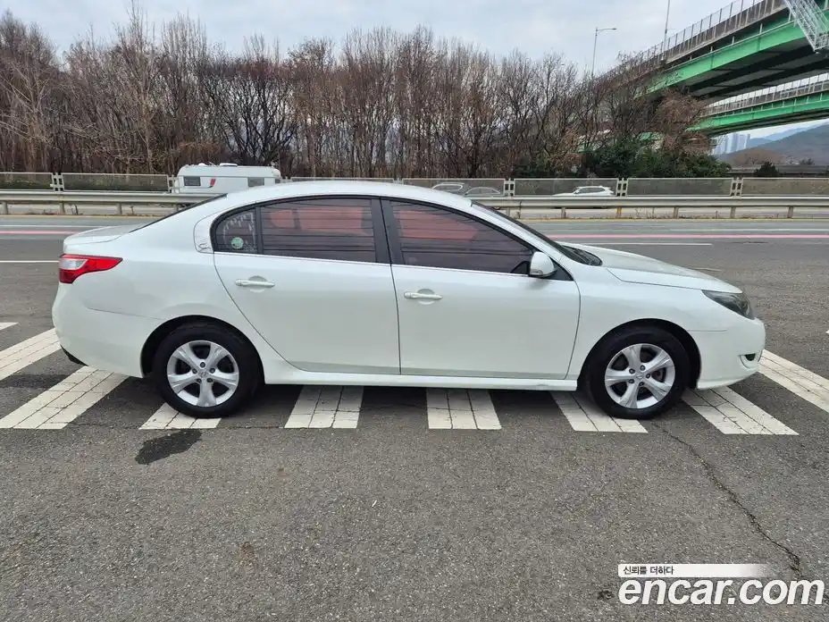 Renault SM5 2011 2.0 Автомат в Москве № 227459, фото 16