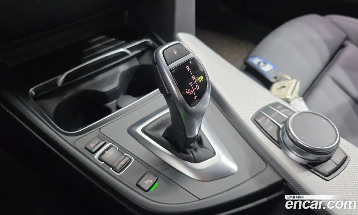 BMW 3-Series 2018 2.0 Автомат в Москве № 228953, фото 13