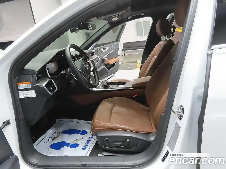 Audi A6 2023 2.0 Автомат в Москве № 229732, фото 12