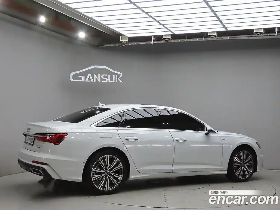 Audi A6 2023 2.0 Автомат в Москве № 229732, фото 4