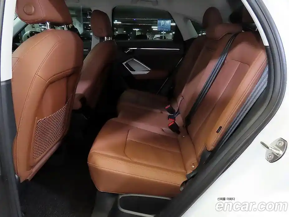 Audi Q3 2024 2.0 Автомат в Москве № 230270, фото 7